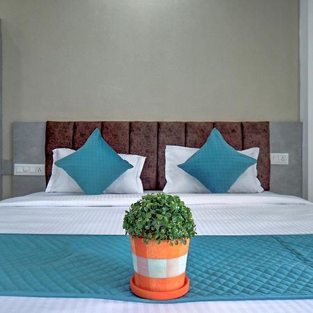 Hotel Cloud 9 Luxury Stay Mysore Buitenkant foto