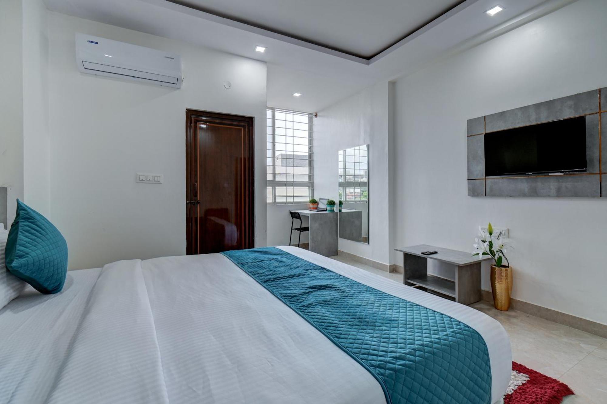 Hotel Cloud 9 Luxury Stay Mysore Buitenkant foto
