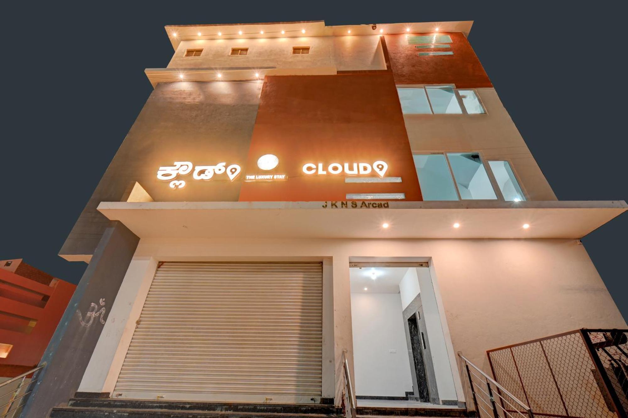 Hotel Cloud 9 Luxury Stay Mysore Buitenkant foto
