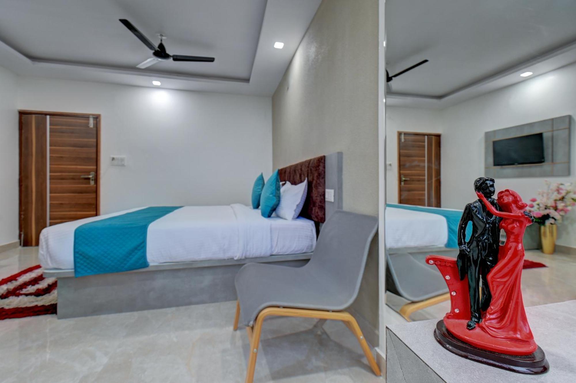 Hotel Cloud 9 Luxury Stay Mysore Buitenkant foto