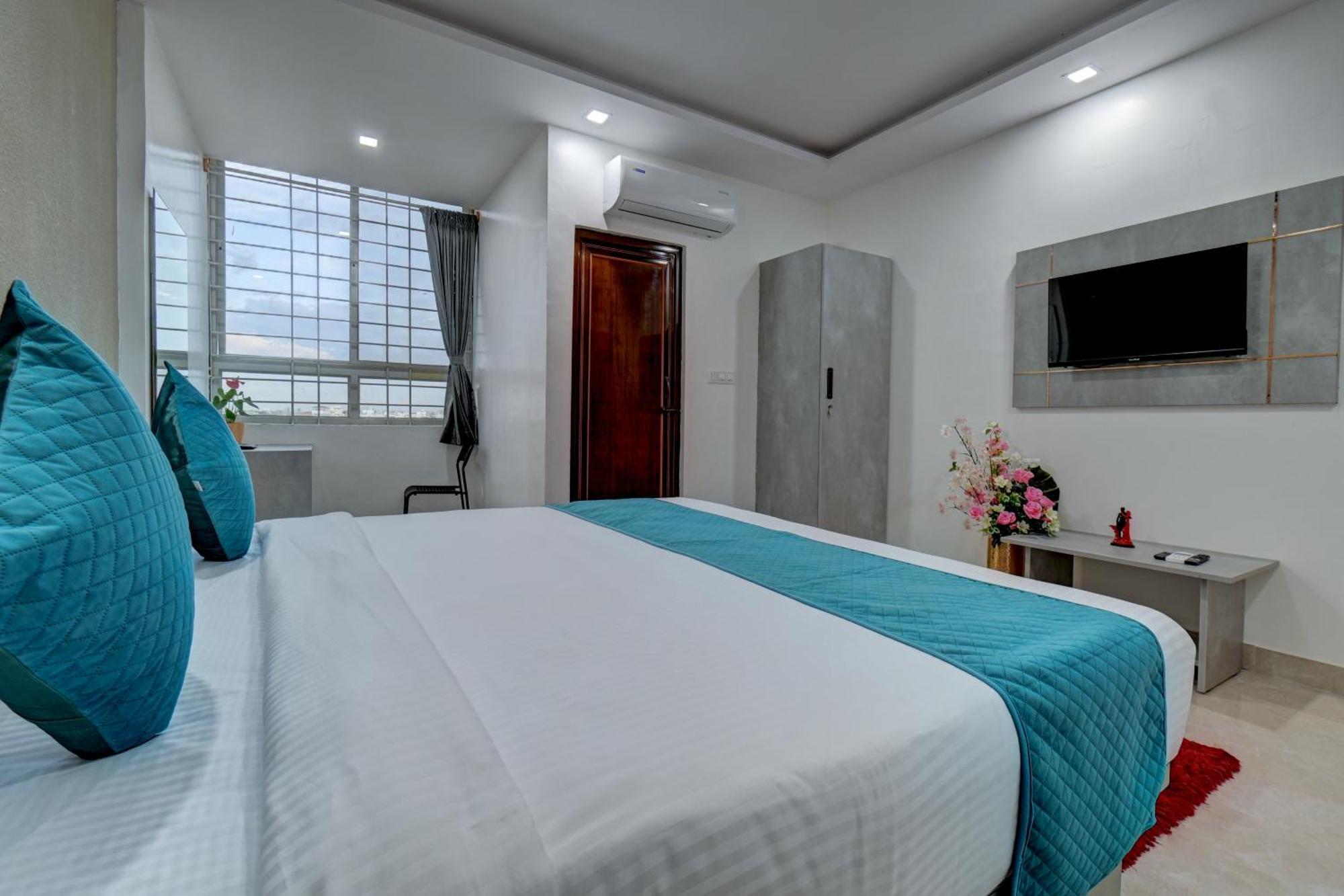 Hotel Cloud 9 Luxury Stay Mysore Buitenkant foto